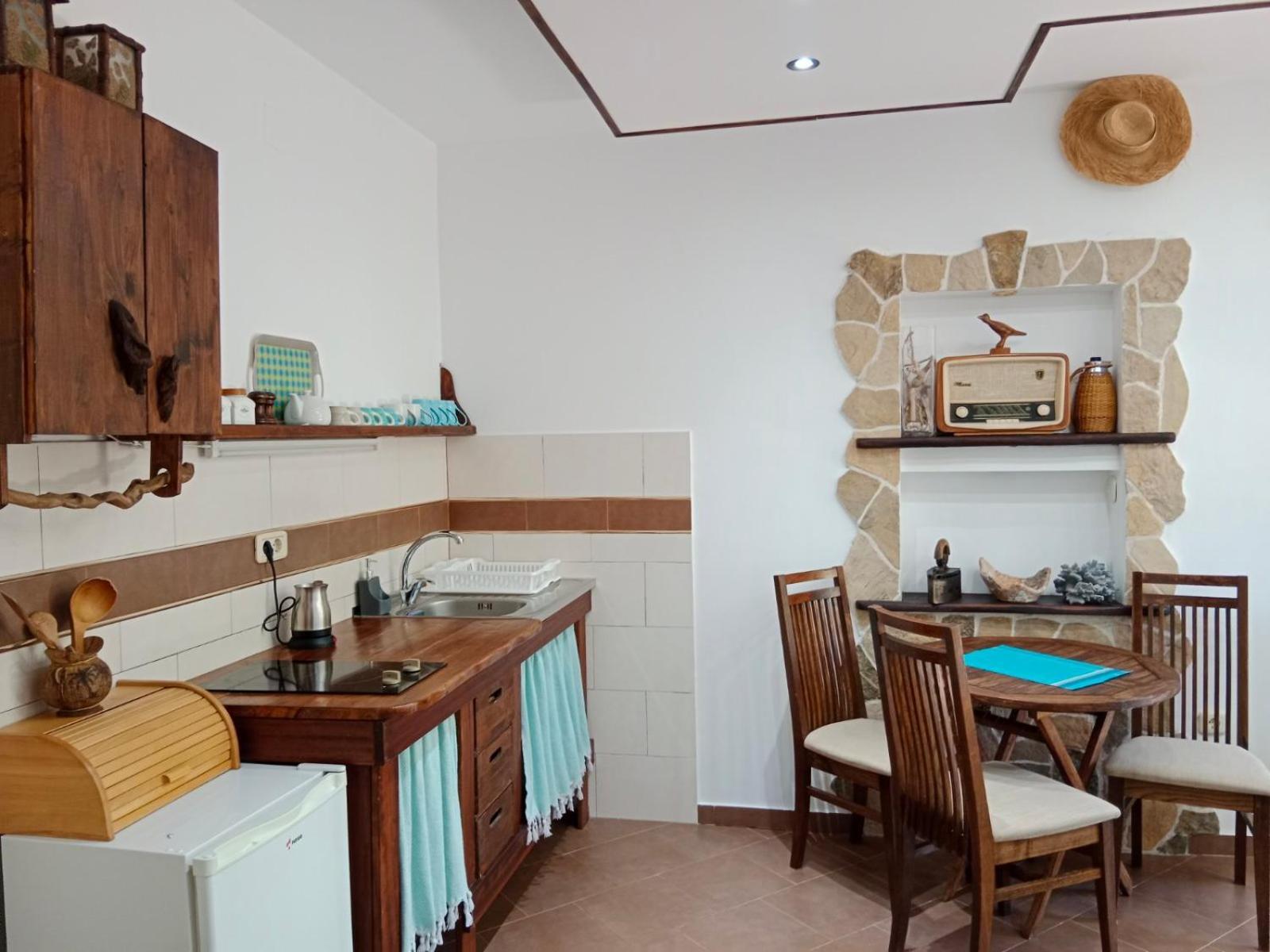 Mirta Apartments Family Farm Budva Eksteriør billede