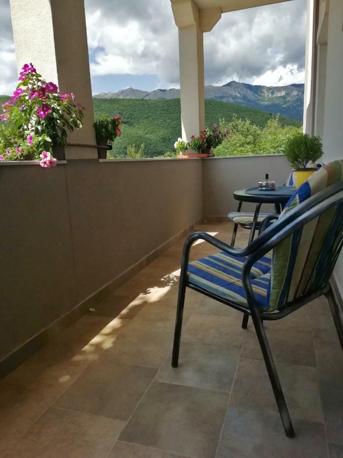 Mirta Apartments Family Farm Budva Eksteriør billede